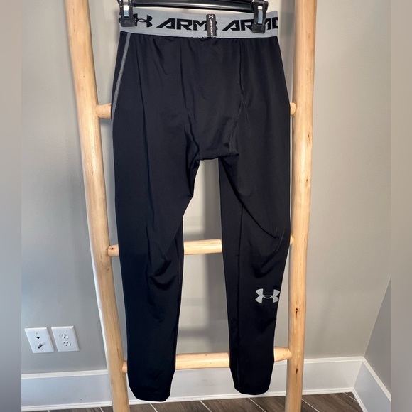 ✨Under Armour Large Black Performance compression Leggings - Picture 1 of 6